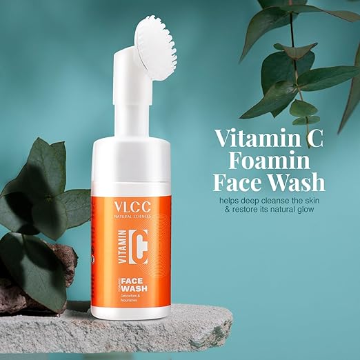 Vlcc Vitamin C Foaming Face Wash 3